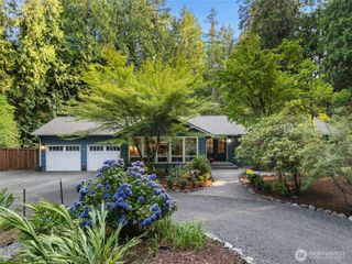 21337 Eagle Sky Place, Poulsbo, WA 98370