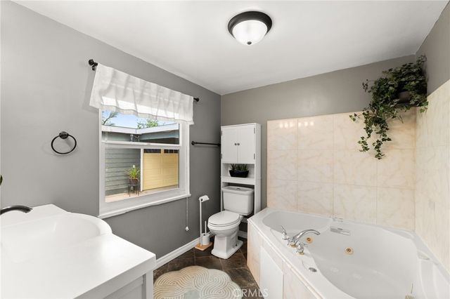 2335 Carfax, Long Beach, CA 90815