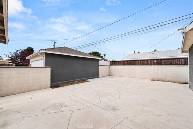 2335 Carfax, Long Beach, CA 90815