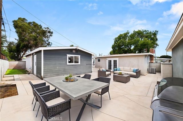 2335 Carfax, Long Beach, CA 90815