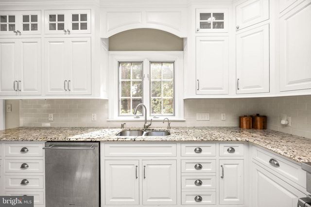 5541 E NITHSDALE DR, Salisbury, MD 21801