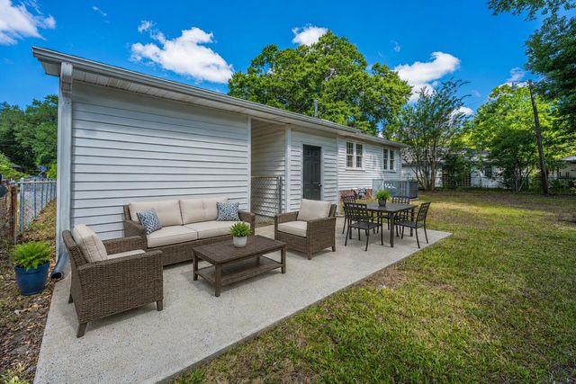 2712 Clarkin Avenue, North Charleston, SC 29405