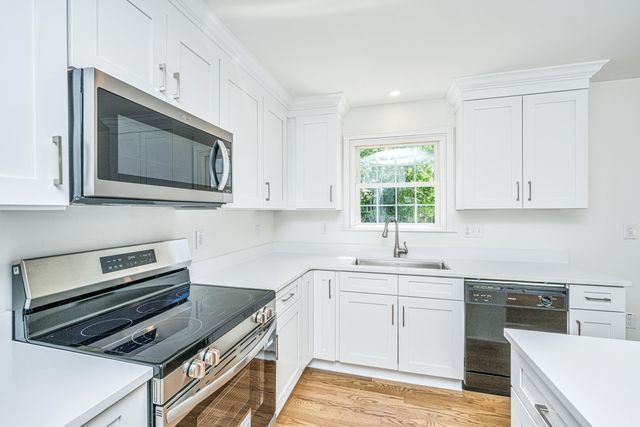 2712 Clarkin Avenue, North Charleston, SC 29405