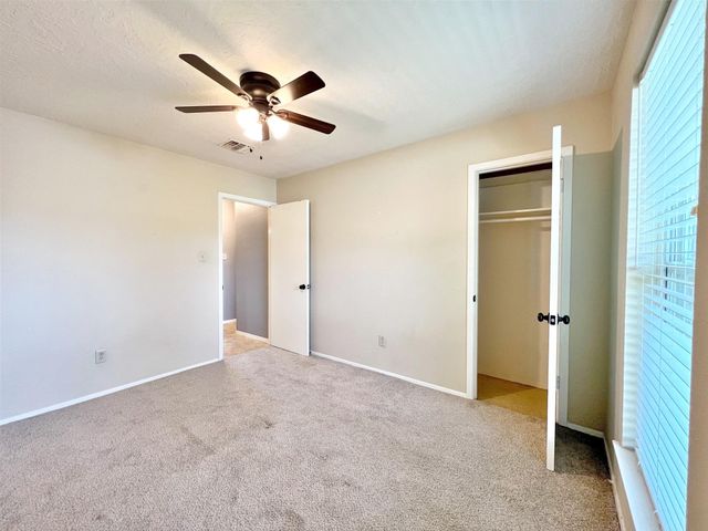 16914 David Glen Drive, Friendswood, TX 77546
