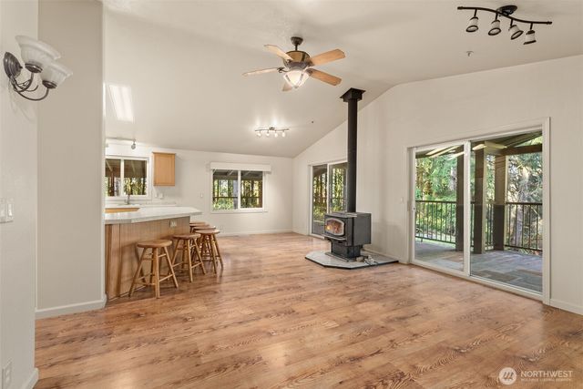 1895 North Fork Road, Chehalis, WA 98532