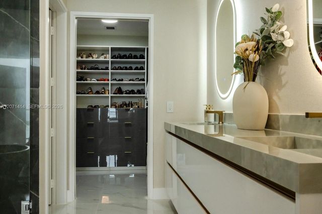700 NE 24th Street 1506, Miami, FL 33137