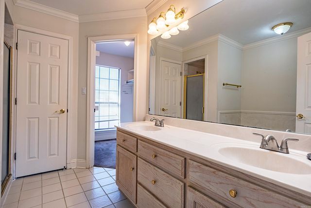 13 Statesboro Cove, Cabot, AR 72023