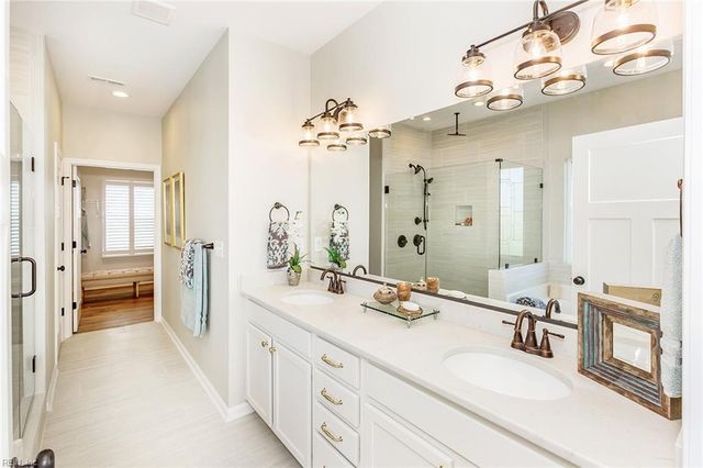 6026 Sam Callis CIR, Suffolk, VA 23435