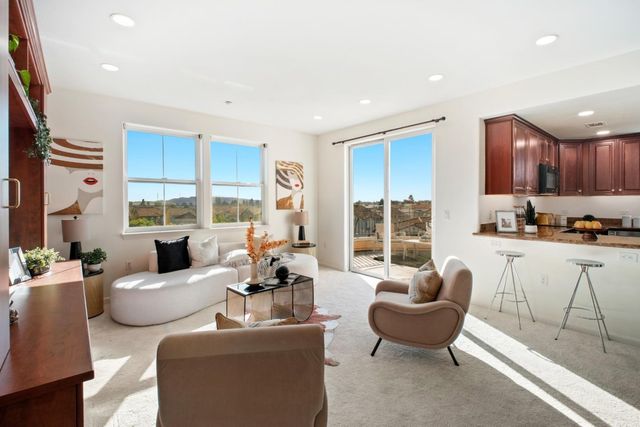49002 Cinnamon Fern Common 402, Fremont, CA 94539