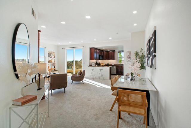 49002 Cinnamon Fern Common 402, Fremont, CA 94539