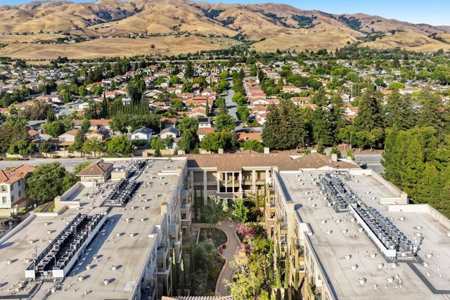 49002 Cinnamon Fern Common 402, Fremont, CA 94539