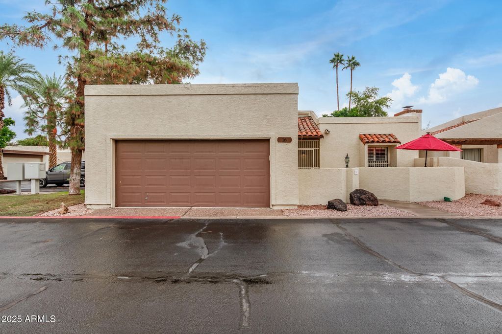 1301 W RIO SALADO Parkway 16, Mesa, AZ 85201