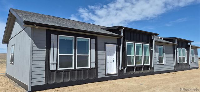 5117 Pass Me By Road, Strasburg, CO 80136