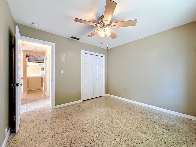5163 60TH WAY N, Kenneth City, FL 33709
