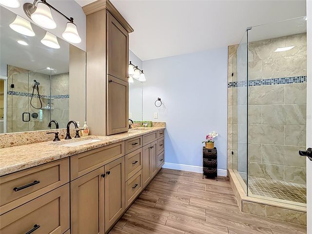5163 60TH WAY N, Kenneth City, FL 33709