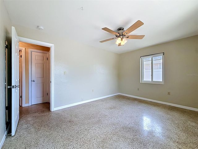 5163 60TH WAY N, Kenneth City, FL 33709
