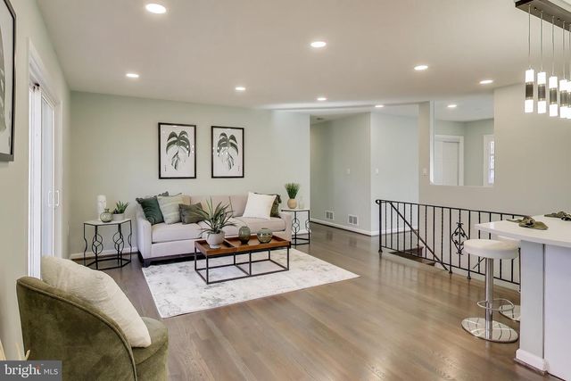 9808 WILLIAMSBURG DR, Upper Marlboro, MD 20772