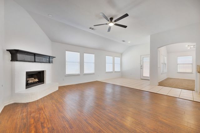 5129 Leeray Road, Fort Worth, TX 76244