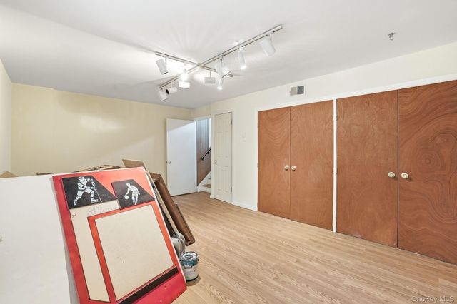 412 N Broadway 27, Yonkers, NY 10701