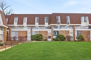 412 N Broadway 27, Yonkers, NY 10701