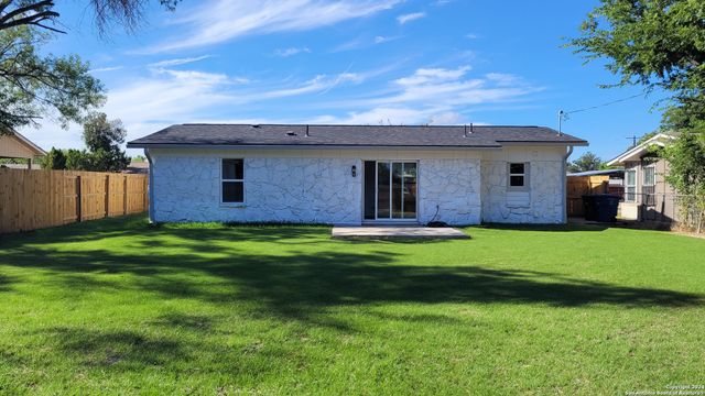 5007 BERNADINE, San Antonio, TX 78220