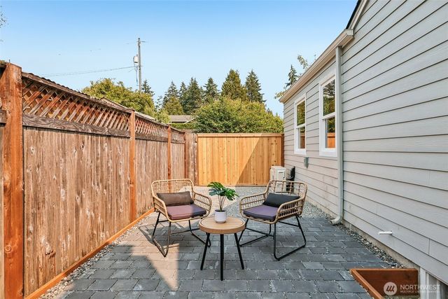 13240 3rd Avenue NW, Seattle, WA 98177