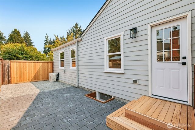 13240 3rd Avenue NW, Seattle, WA 98177