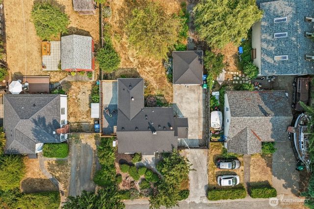 13240 3rd Avenue NW, Seattle, WA 98177
