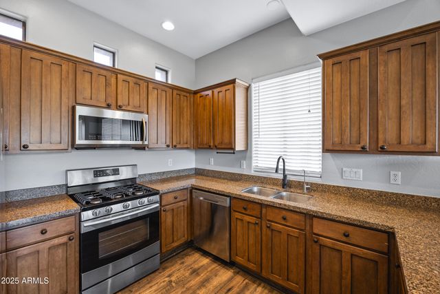 5998 N 78TH Street 2002, Scottsdale, AZ 85250