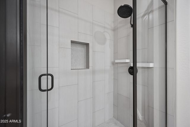 5998 N 78TH Street 2002, Scottsdale, AZ 85250