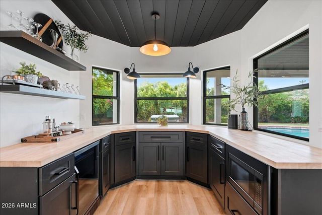 10333 E CARON Street, Scottsdale, AZ 85258