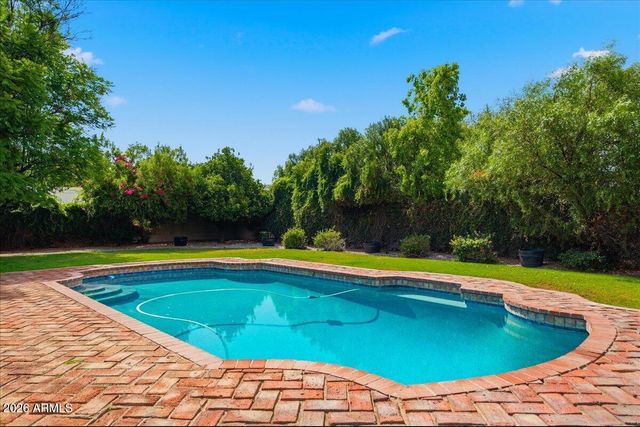 10333 E CARON Street, Scottsdale, AZ 85258