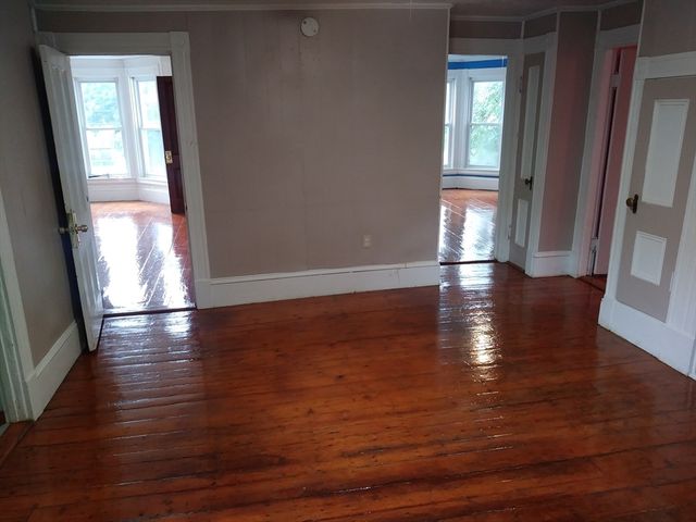 21 Pleasant 2, Upton, MA 01568