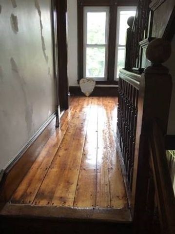 21 Pleasant 2, Upton, MA 01568