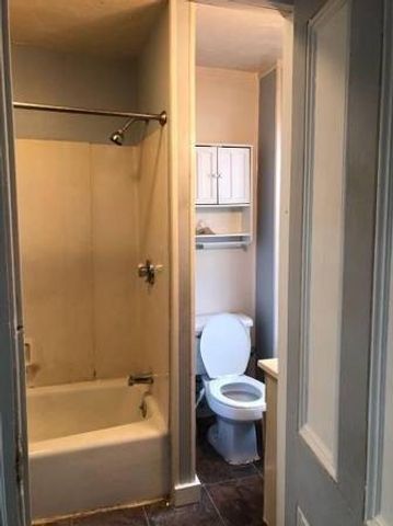 21 Pleasant 2, Upton, MA 01568