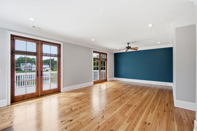 1344 Penshell Place, Mount Pleasant, SC 29464