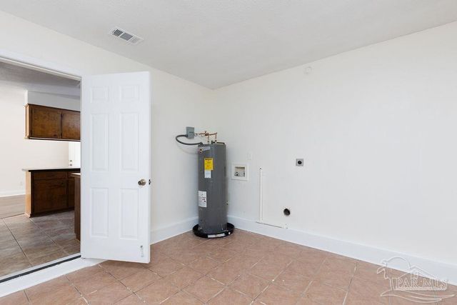 4249 Sea Port Rd, Pace, FL 32571