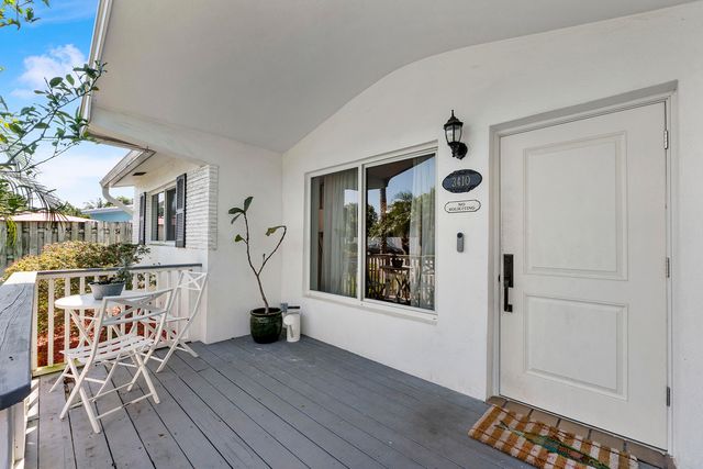 3410 SW 13th Court, Fort Lauderdale, FL 33312