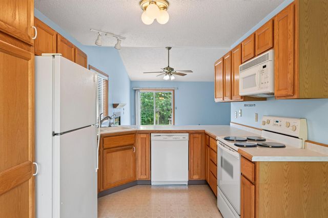 6655 381st Street, North Branch, MN 55056