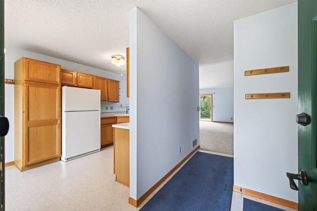 6655 381st Street, North Branch, MN 55056