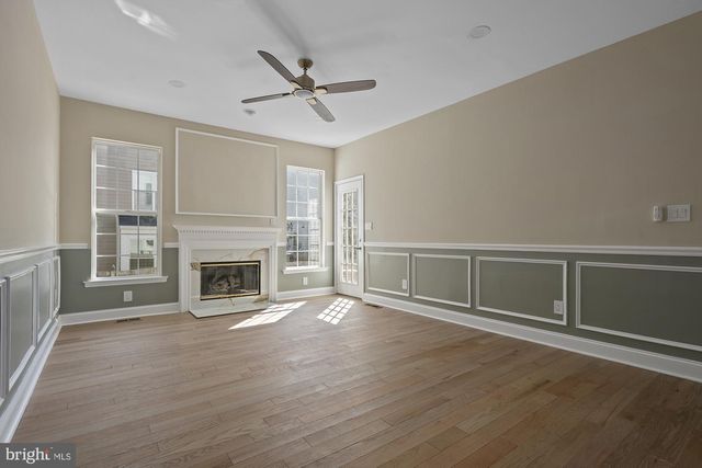 20318 SWALLOW POINT RD, Montgomery Village, MD 20886