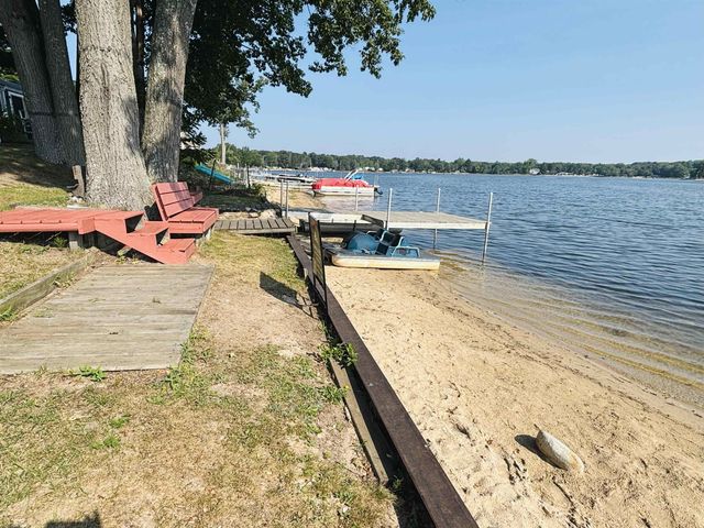 2830 Cherry Grove Street, Harrison, MI 48625