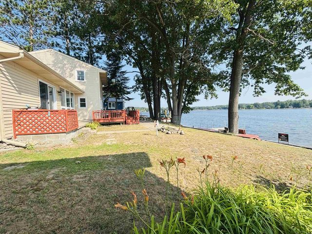 2830 Cherry Grove Street, Harrison, MI 48625