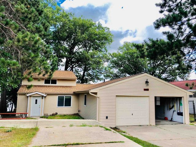 2830 Cherry Grove Street, Harrison, MI 48625