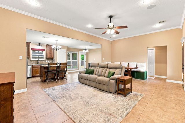 2015 Shouse Road, Santa Fe, TX 77510