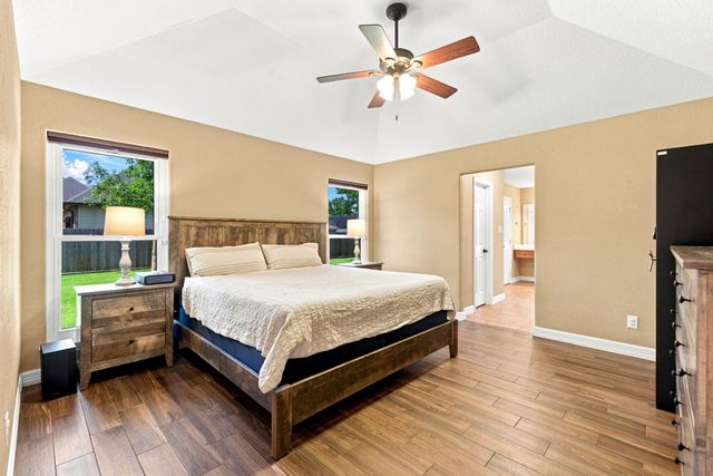 2015 Shouse Road, Santa Fe, TX 77510