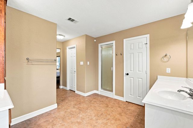 2015 Shouse Road, Santa Fe, TX 77510