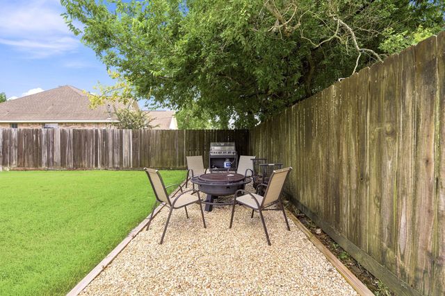 2015 Shouse Road, Santa Fe, TX 77510