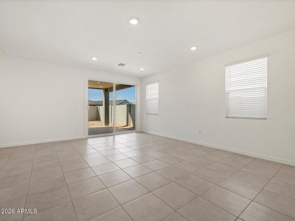 Image 16 of property listing at 4438 W HUNTER Trail, San Tan Valley, AZ 85144