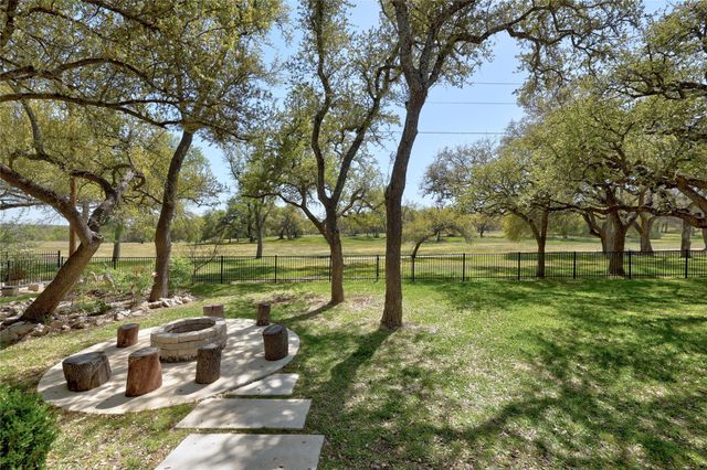 11532 Spicewood PKWY, Austin, TX 78750